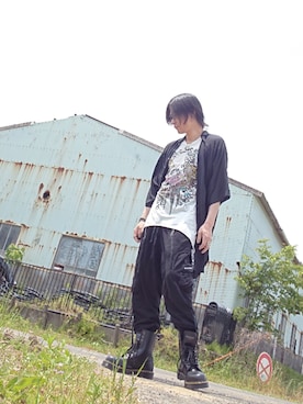 「KMRii（ケムリ）のアイテム（Tシャツ/カットソー）」を使った、ATさん（メンズ・170cm）の春コーディネート