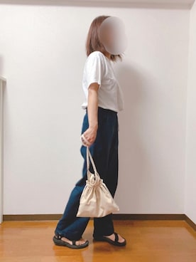 「VANNIE U（ヴァニーユー）のVANNIE U　ラインロゴTee（Tシャツ/カットソー、ホワイト系）」を使った、きちさん（レディース・163cm）の夏コーディネート