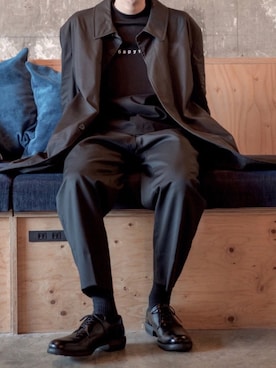 「JOHN LAWRENCE SULLIVAN（ジョンローレンスサリバン）のアイテム（パンツ）」を使った、Kazuさん（メンズ・178cm）の冬コーディネート