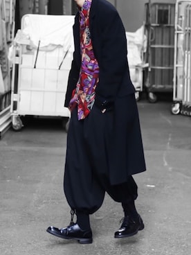 「Yohji Yamamoto POUR HOMME（ヨウジヤマモトプールオム）のアイテム（ジャケット/アウター）」を使った、Kazuさん（メンズ・178cm）の春コーディネート
