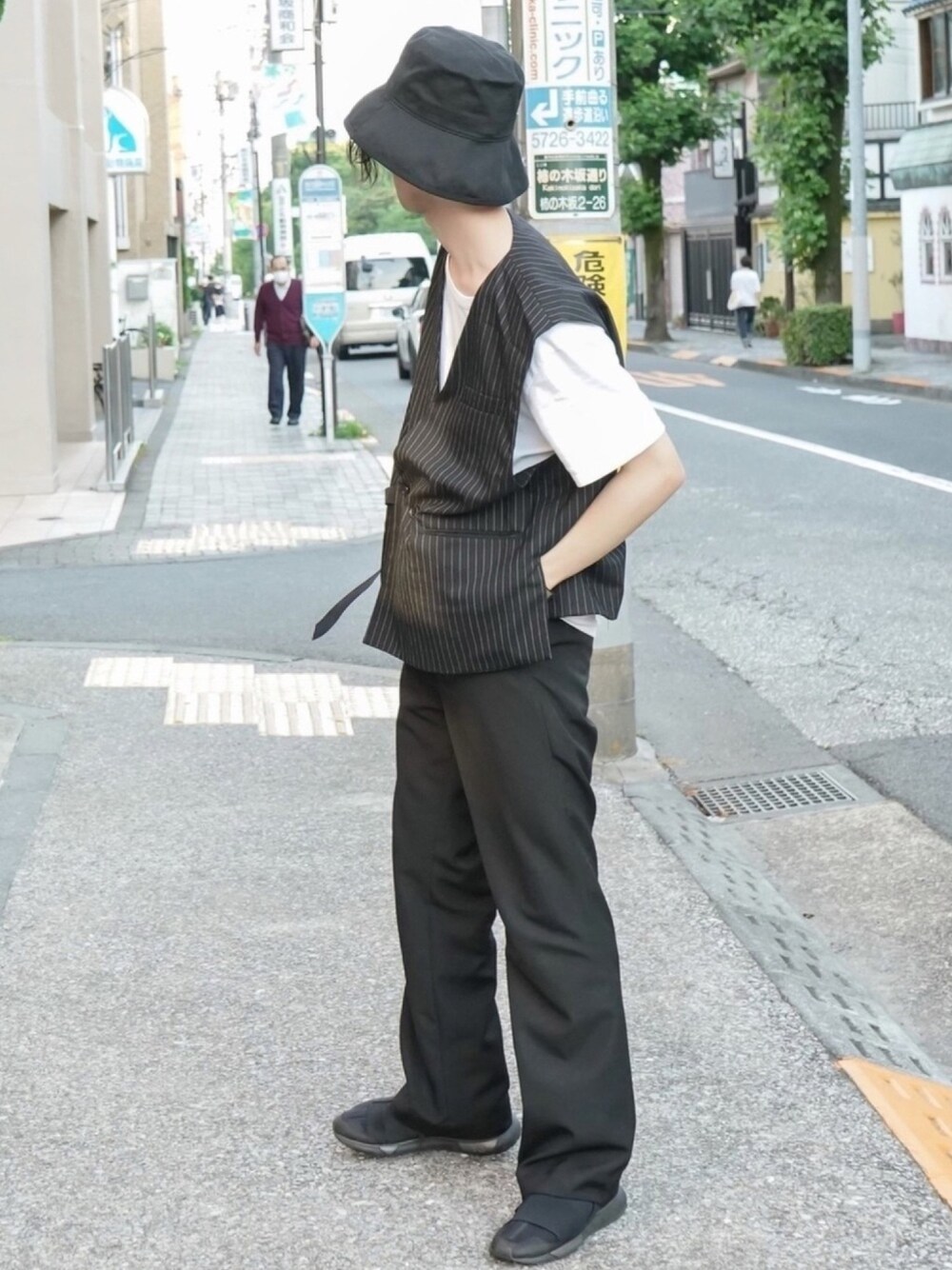 Kazuさんの「"Erinashi" double vest (BLACK STRIPED)（YohKi）」を使ったコーディネート