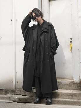 Yohji Yamamoto POUR HOMMEのトレンチコートを使った人気ファッション