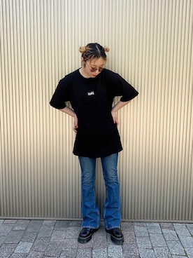 「Dr. Martens（ドクターマーチン）のDr.Martens  CHELSEA BOOT（ブーツ）」を使った、みくまるさん（レディース・162cm）の春コーディネート