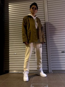 「FOG ESSENTIALS（エフオージーエッセンシャルズ）のアイテム（ナイロンジャケット）」を使った、Kさん（メンズ・175cm）の冬コーディネート