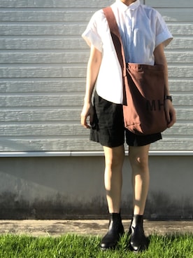 「MARGARET HOWEEL」｜「アイテム（アナログ腕時計）」を使った、onaka103suitaneさん（レディース・154cm）の秋コーディネート