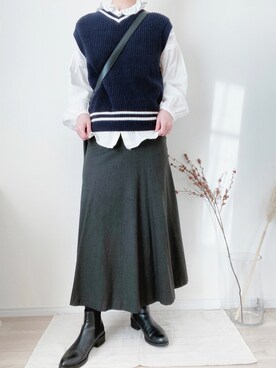 「アイテム（ベスト、ブルー系）」を使った、m o r o ↟ ↟さん（レディース・163cm）の冬コーディネート
