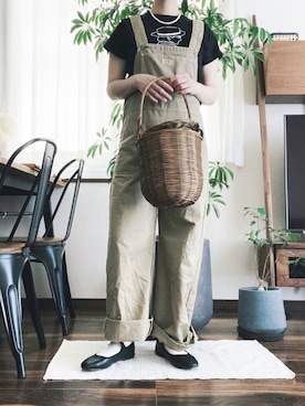 「白ソックス」｜「アイテム（サロペット/オーバーオール）」を使った、m o r o ↟ ↟さん（レディース・163cm）の春コーディネート