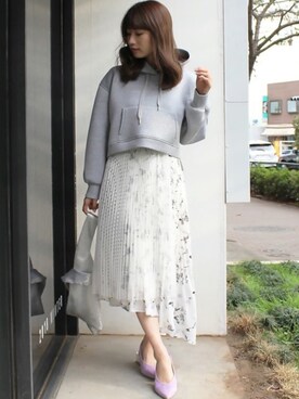 「MERCURYDUO（マーキュリーデュオ）のアイテム（パーカー）」を使った、尼子ゆいさん（レディース・158cm）の秋コーディネート