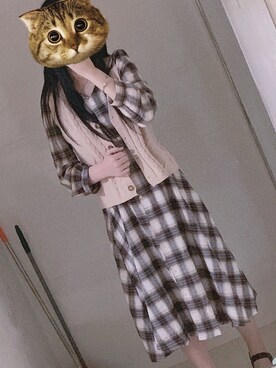 「秋冬」｜「アイテム（シャツワンピース）」を使った、葵仔睡不着さん（レディース・162cm）の秋コーディネート