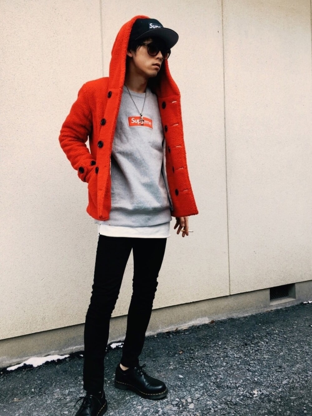 Supreme のニット/セーター（グレー系）を使った人気ファッション