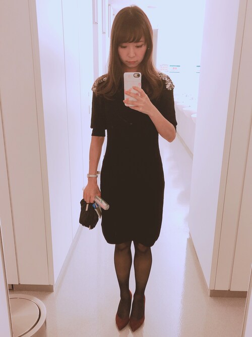 Naoko 使用「Marc by Marc Jacobs（CADETTE SWEATER DRESS）」的時尚穿搭
