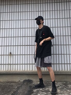 「TB有家博物馆のアイテム（Tシャツ/カットソー、ブラック系）」を使った、Wyepさん（メンズ・180cm）の夏コーディネート