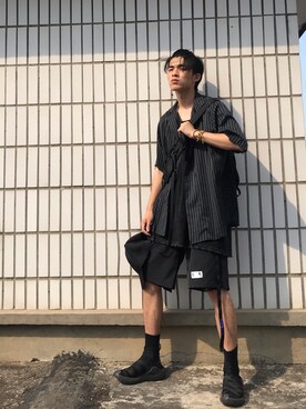 「有家博物馆のアイテム（シャツ/ブラウス、ブラック系）」を使った、Wyepさん（メンズ・180cm）の夏コーディネート