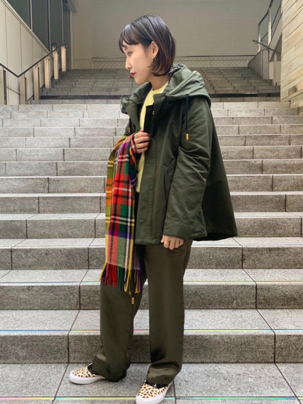 「Sperry Top-Siderの国内限定展開＜SPERRY TOP-SIDER（スぺリー トップサイダー）＞ ANIMAL PRINT スニーカー†（スニーカー、その他）」を使った、甲斐里奈さん（レディース・158cm）の秋コーディネートの1枚目の写真
