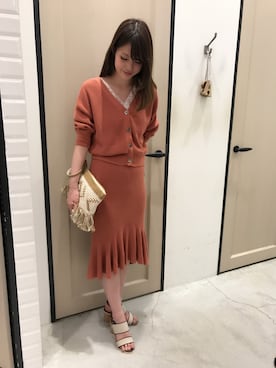 「アイテム（カーディガン/ボレロ、オレンジ系）」を使った、UNRELISH　HEP FIVE店 STAFFさん（レディース・160cm）の春コーディネート