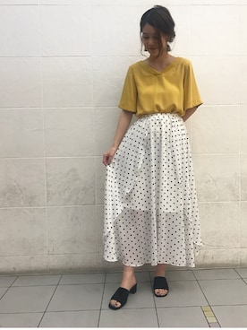 「UNRELISH（アンレリッシュ）のアイテム（シャツ/ブラウス）」を使った、UNRELISH　HEP FIVE店 STAFFさん（レディース・160cm）の春コーディネート