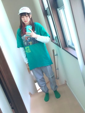 「Chica（チカ）のChica/チカ/工場フォトTシャツ（Tシャツ/カットソー、グリーン系）」を使った、あめさんの春コーディネート