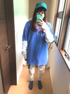 「yonigeのアイテム（Tシャツ/カットソー、ブルー系）」を使った、あめさんの春コーディネート