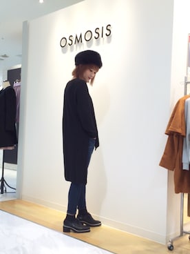 「OSMOSIS（オズモーシス）のアイテム」を使った、OSMOSIS大分 ORIEさん（レディース・169cm）の冬コーディネート