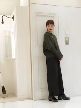 「OSMOSIS（オズモーシス）のサイドラップパンツ（その他パンツ）」を使った、OSMOSIS大分 ORIEさん（レディース・169cm）の冬コーディネート