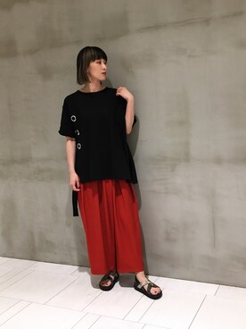 「アイテム（パンツ、オレンジ系）」を使った、OSMOSIS大分 ORIEさん（レディース・170cm）の夏コーディネート