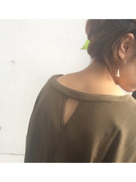 「phuhiepのアイテム（ピアス（片耳用）、ホワイト系）」を使った、KAMILi tomoko ogawaさん（レディース・157cm）の秋コーディネート