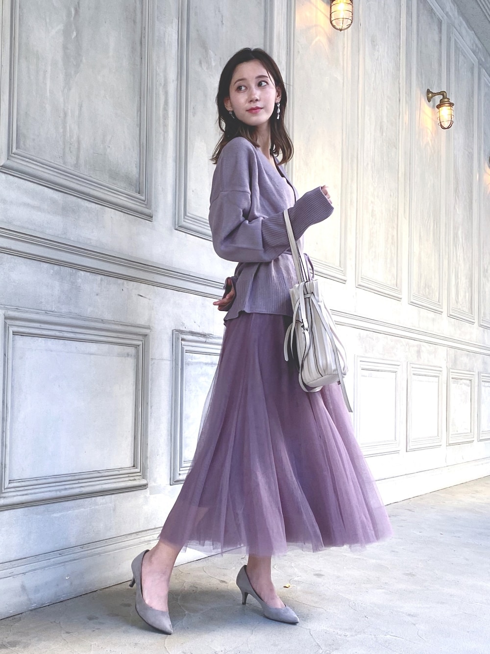 「ラブアンドピース2020、秋のコーデ、シンプルコーデ、オトナ女子、オトナカジュアル、秋服準備はじめました、休日スタイル、ootd、ラクチンコーデ、秋」｜「fifthのチュールロングスカート（スカート、ピンク系）」を使った、ゆきりぬさん（レディース・170cm）の秋コーディネートの1枚目の写真