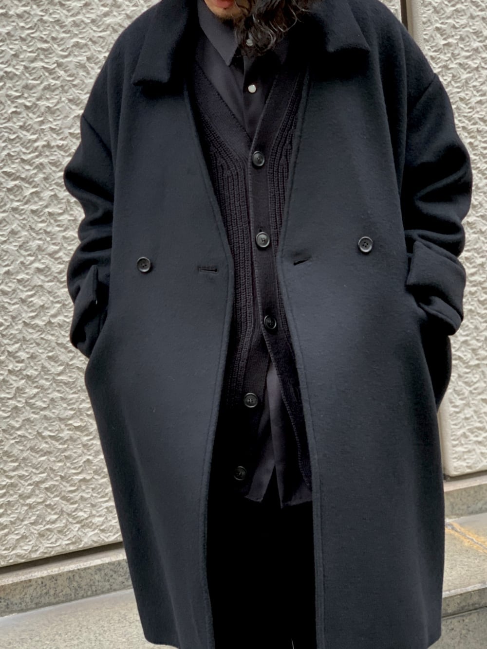 「gardenosaka、Garden、ANITYA、crepuscule、SHINYAKOZUKA」｜「ANITYAのアイテム（ジャケット/アウター、ブラック系）」を使った、づまさん（メンズ・175cm）の冬コーディネートの1枚目の写真