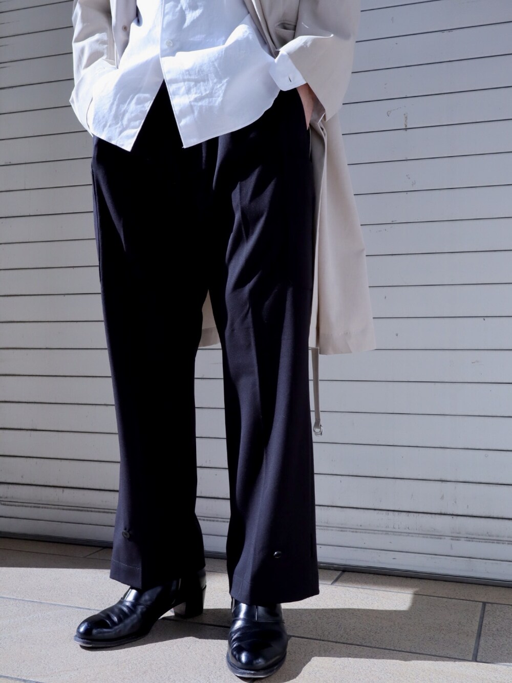 「M-47、CLAMP、gardenosaka、Garden」｜「CLAMPのアイテム（パンツ、ブラック系）」を使った、づまさん（メンズ・175cm）の冬コーディネートの1枚目の写真