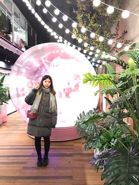 「salad（サラダ）のアイテム（ショルダーバッグ、レッド系）」を使った、D酱さん（レディース・170cm）の冬コーディネート