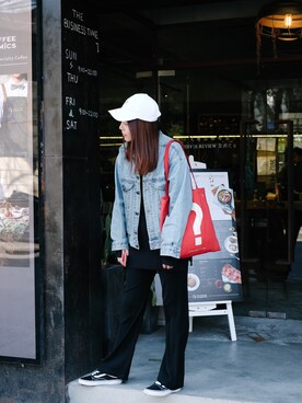 「VANS（バンズ）のアイテム（スニーカー、ブラック系）」を使った、D酱さん（レディース・170cm）の冬コーディネート