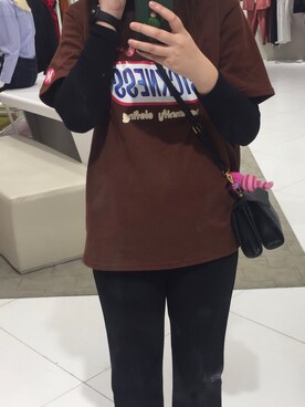 「镜子好脏のアイテム（Tシャツ/カットソー、その他）」を使った、D酱さん（レディース・170cm）の冬コーディネート