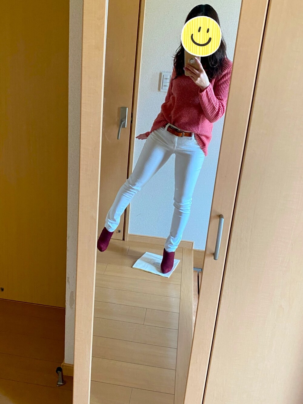 「OLD NAVYのアイテム（デニムパンツ、ホワイト系）」を使った、ssynoさん（レディース・156cm）の冬コーディネートの1枚目の写真