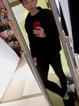 「黒コーデ」｜「アイテム（カバーオール）」を使った、ryootttaaさん（メンズ・172cm）の秋コーディネート