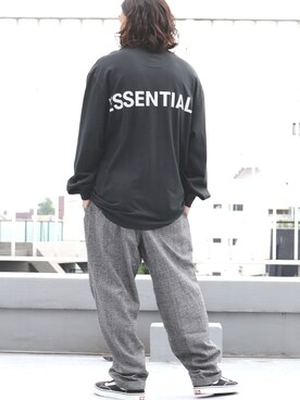 「FOG ESSENTIALS（エフオージーエッセンシャルズ）のアイテム（Tシャツ/カットソー）」を使った、naotoさん（メンズ・172cm）の秋コーディネート