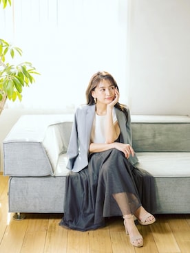 「アイテム（ノーカラージャケット、グレー系）」を使った、whitecollectionさん（レディース・165cm）の春コーディネート