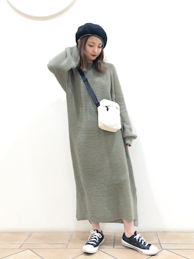 「ワンピース×スニーカー」｜「アイテム（ハンチング/ベレー帽）」を使った、なかのんさん（レディース・150cm）の冬コーディネート