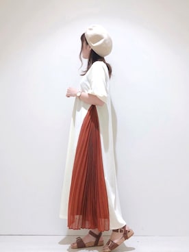 「プリーツ」｜「アイテム（ハンチング/ベレー帽）」を使った、なかのんさん（レディース・150cm）の春コーディネート