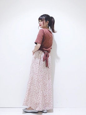 「フラワープリント」｜「アイテム（その他）」を使った、なかのんさん（レディース・150cm）の春コーディネート