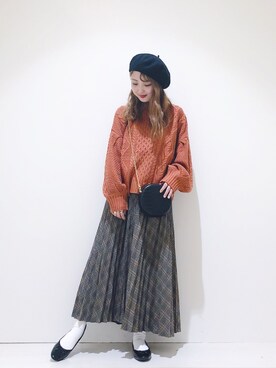 「プリーツ」｜「アイテム（ハンチング/ベレー帽）」を使った、なかのんさん（レディース・151cm）の秋コーディネート