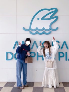 「ブルー x ホワイト」｜「アイテム（スウェット）」を使った、なかのんさん（レディース・150cm）の春コーディネート