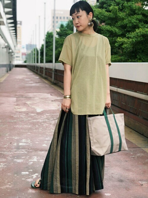 Ships 札幌ステラプレイスwomen S店古森さんのtシャツ カットソーを使ったコーディネート Zozotown