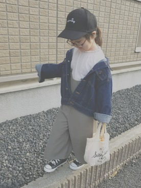 「フリルネック」｜「アイテム（サロペット/オーバーオール）」を使った、miiiiiri*さん（キッズ・110cm）の春コーディネート