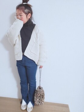 「スリット」｜「アイテム（バレエシューズ）」を使った、miiiiiri*さん（キッズ・120cm）の冬コーディネート