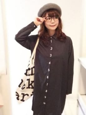 「ワンピース×スニーカー」｜「アイテム（ハンチング/ベレー帽）」を使った、パン粉さん（レディース・151cm）の春コーディネート