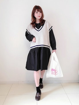 「sakishimatokyo（サキシマトーキョー）のアイテム（シャツワンピース）」を使った、パン粉さん（レディース・151cm）の春コーディネート