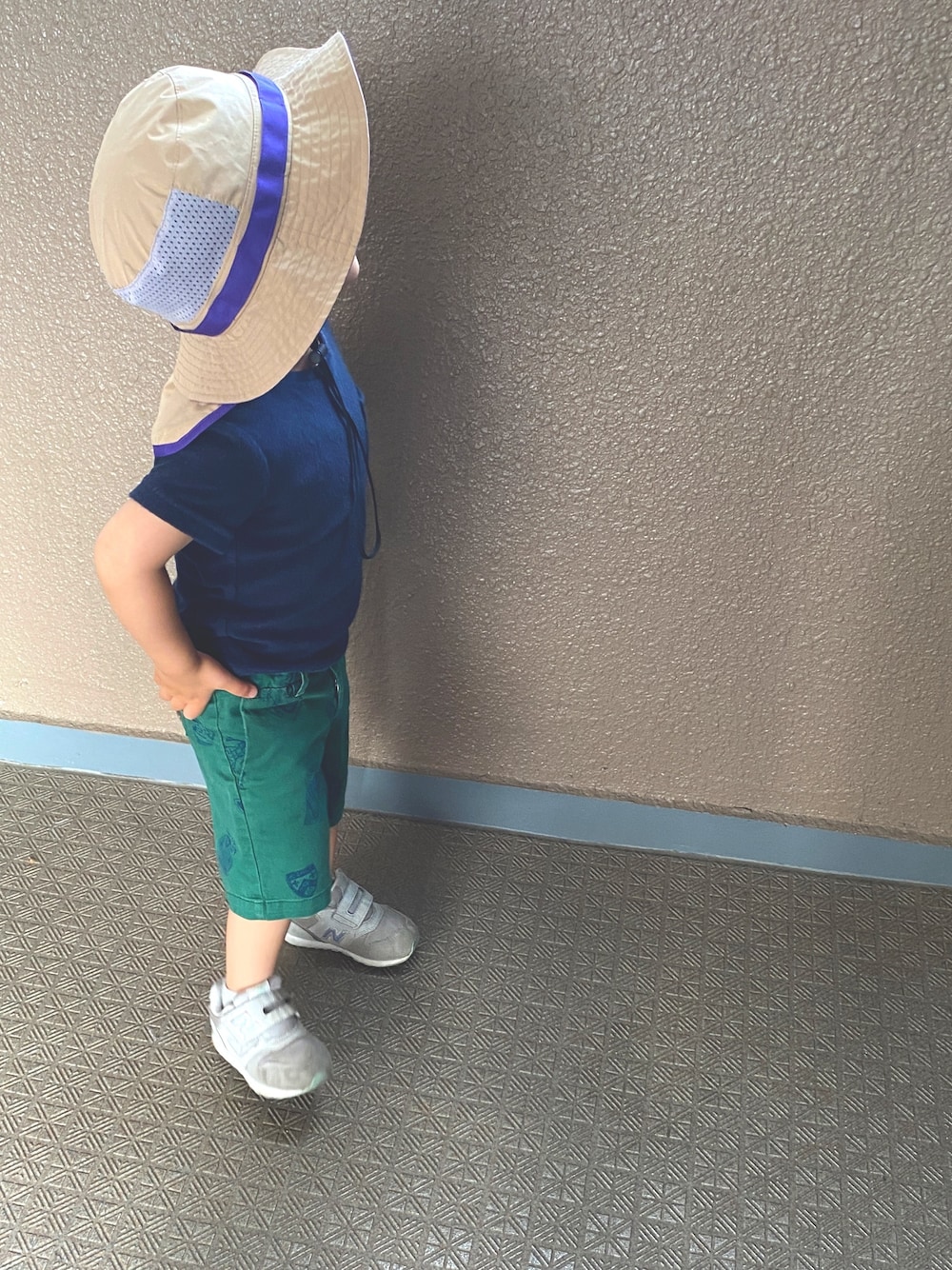 「SHIPS KIDSのアイテム（帽子、ベージュ系）」を使った、kaaiさん（キッズ・90cm）の春コーディネートの1枚目の写真
