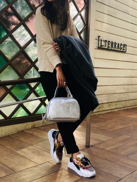 「アイテム（トートバッグ、シルバー系）」を使った、chiiiさん（レディース・162cm）の秋コーディネート