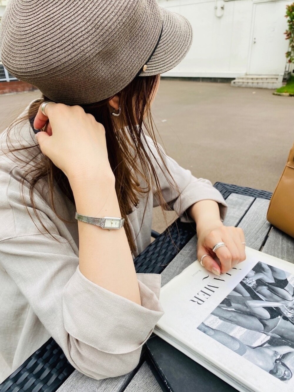 「scrapbook、スクラップブック、VIDA+、腕時計、マリンキャップ、帽子、大人カジュアル、オトナカジュアル、きれいめカジュアル、夏コーデ」｜「VIDA＋の【VIDA+】レクタンギュラーIV（アナログ腕時計、シルバー系）」を使った、chiiiさん（レディース・163cm）の夏コーディネートの1枚目の写真