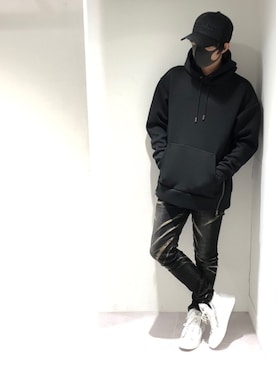 「TORNADO MART（トルネードマート）のアイテム（帽子）」を使った、HIDAKAさん（メンズ・170cm）の秋コーディネート